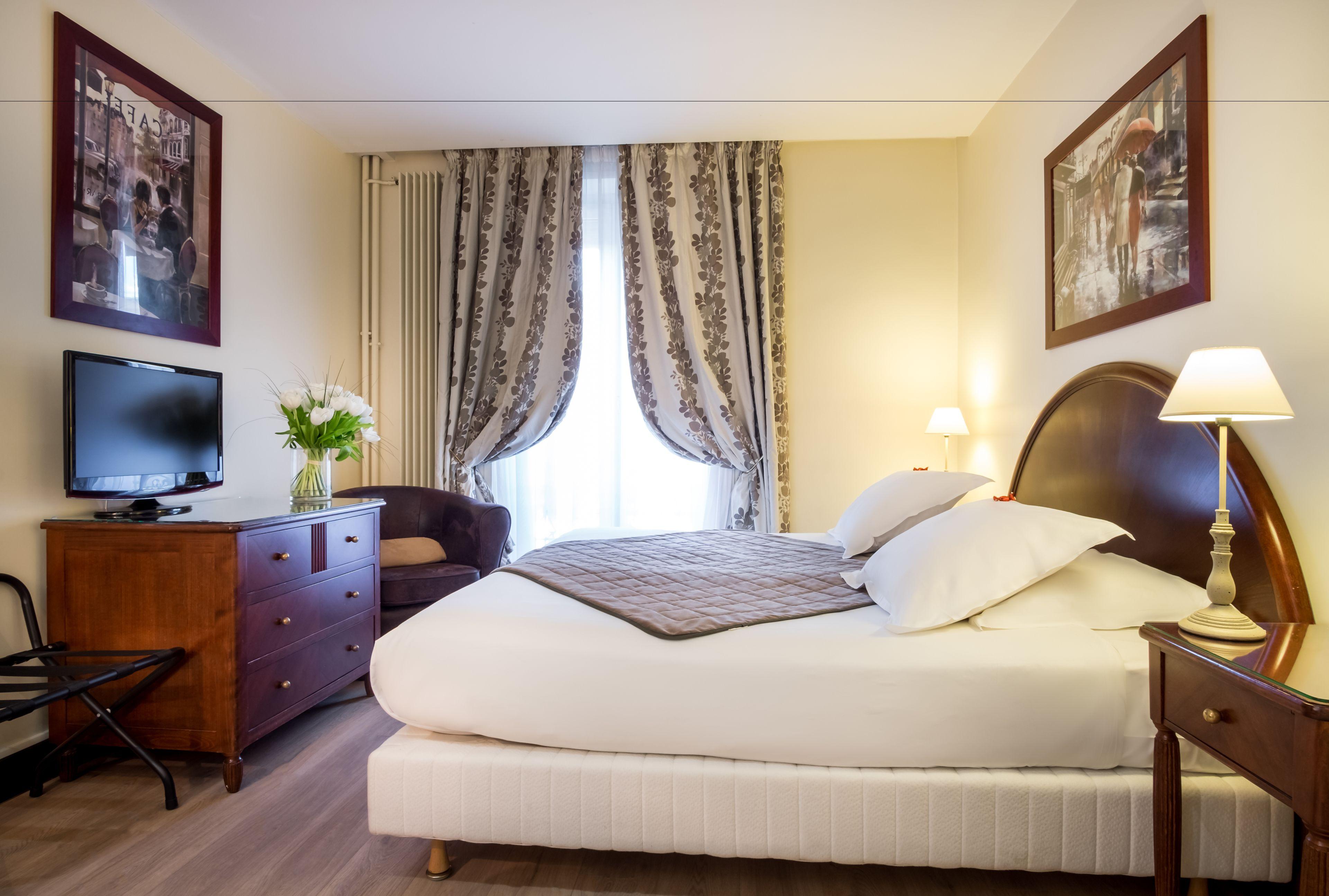 Waldorf Montparnasse Hotel 3*