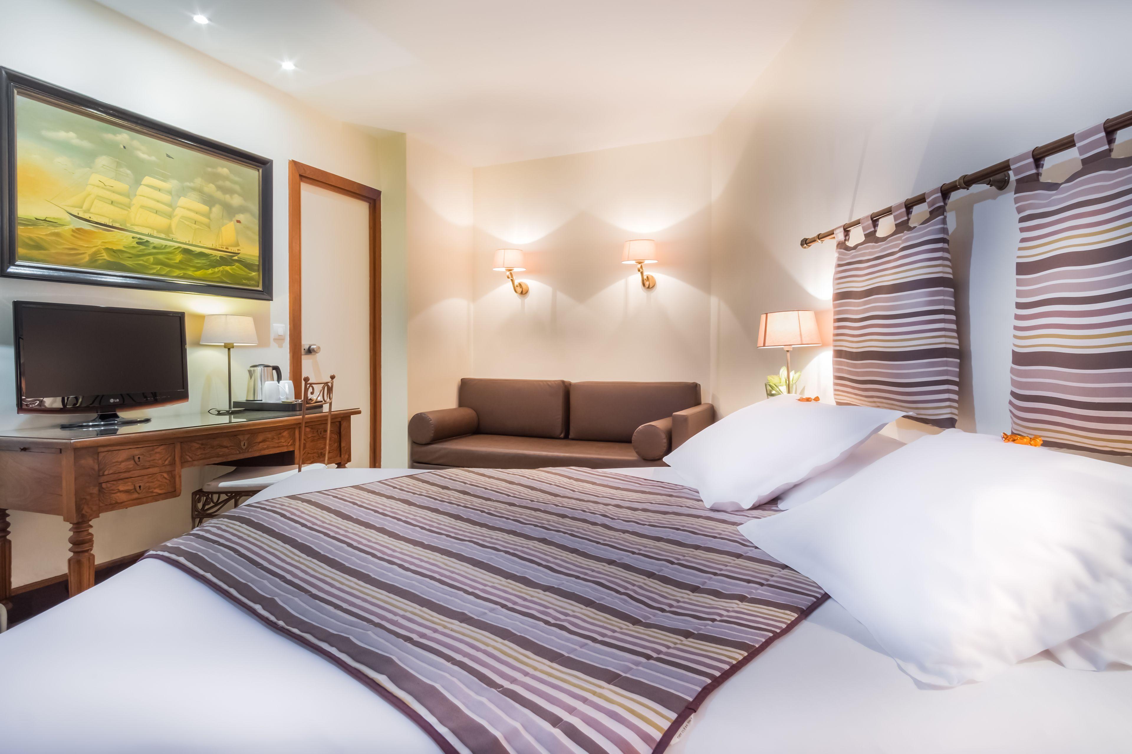 Waldorf Montparnasse Hotel