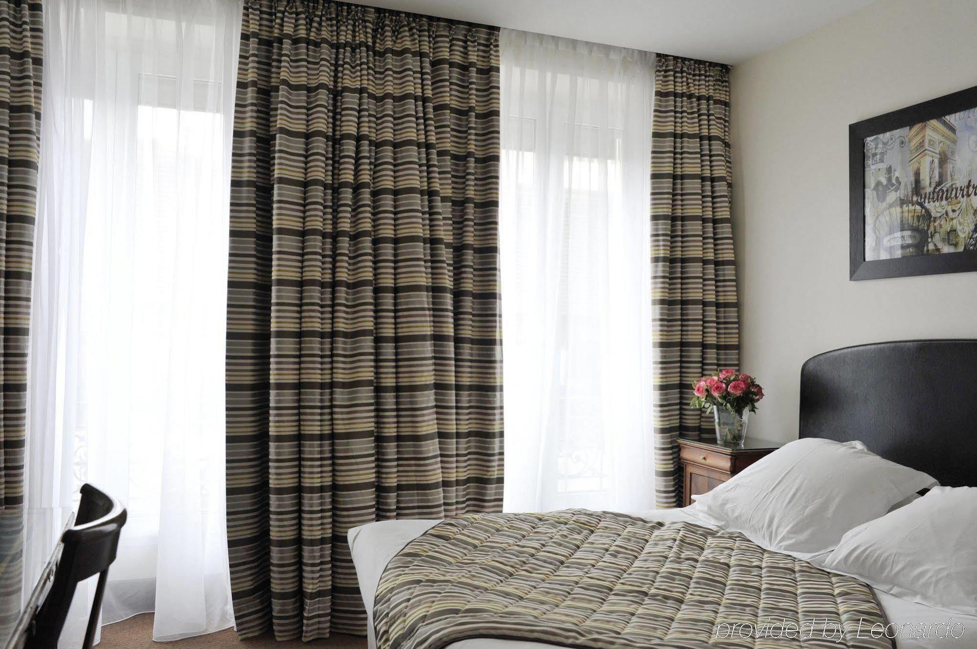 Waldorf Montparnasse Hotel