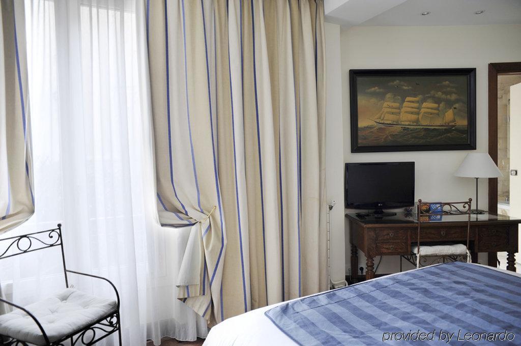 Waldorf Montparnasse Hotel