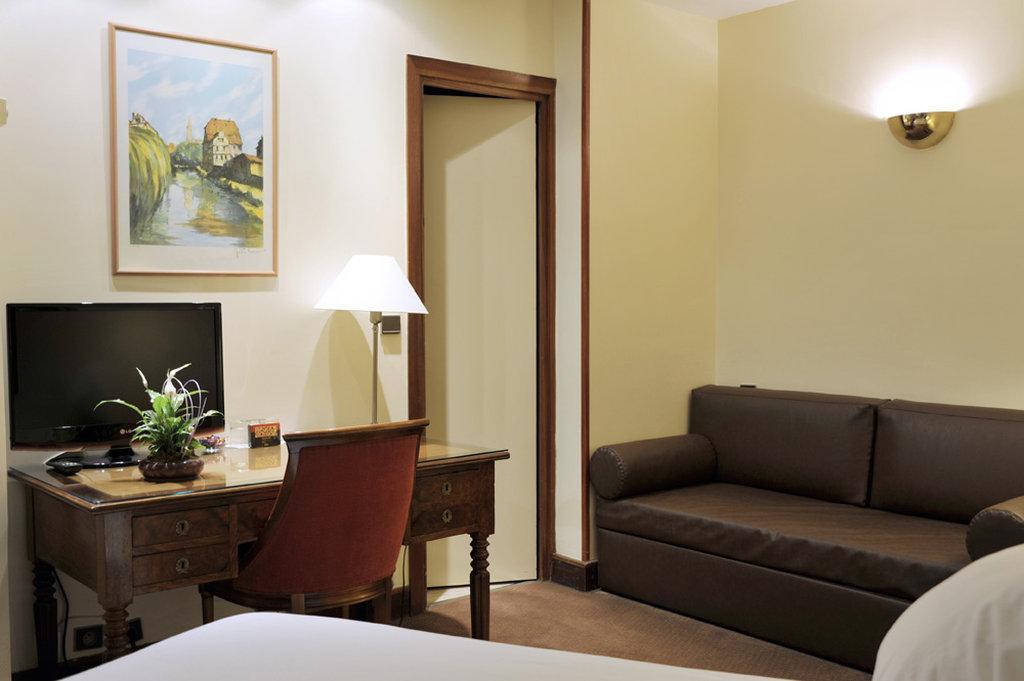 Waldorf Montparnasse 3*